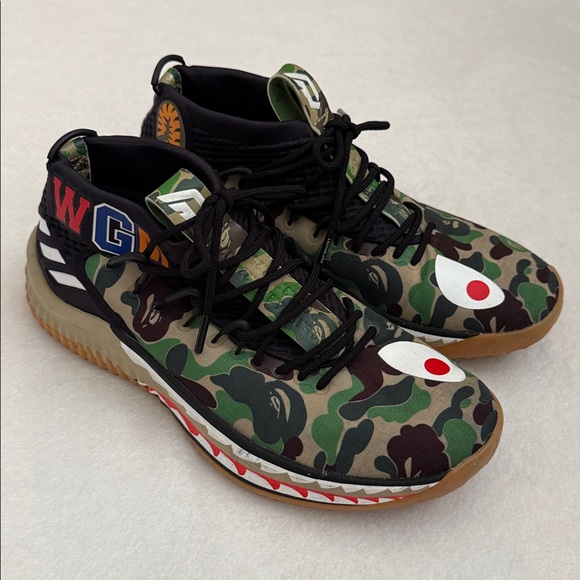 Adidas2018 A Bathing Ape x Dame 4 Sneakers Bape Green Camo Shark Tooth (6)